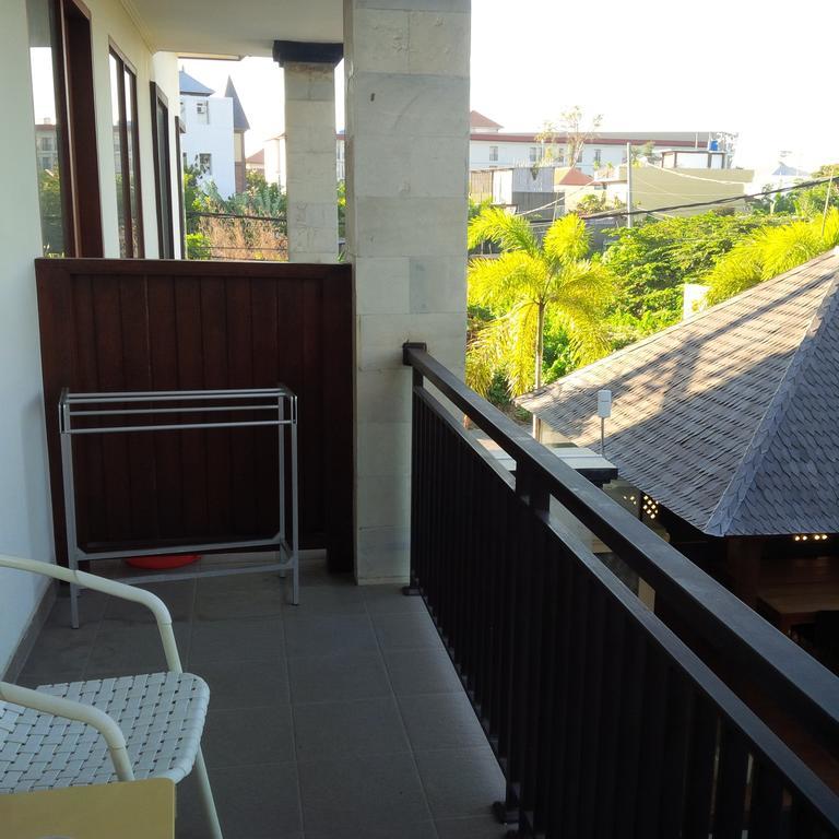 Suji Apartment Bali Værelse billede